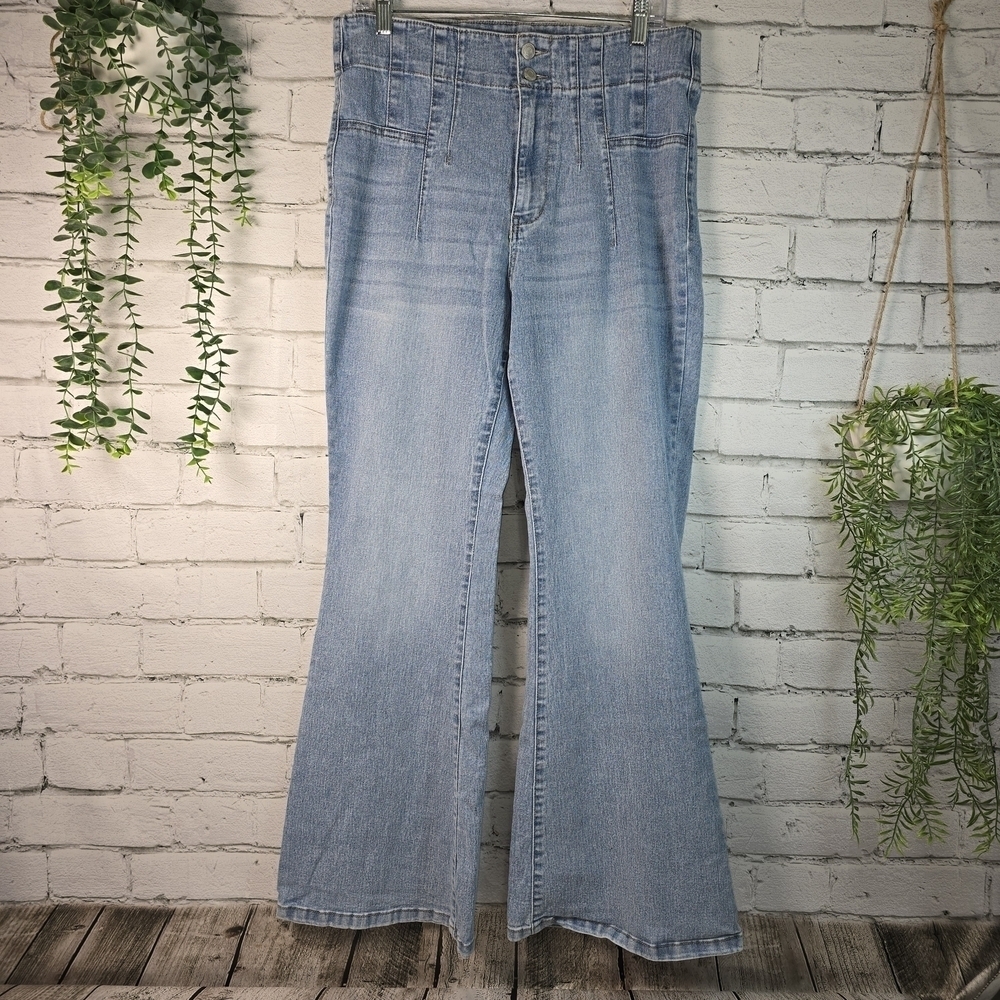 Vanilla Star Light Blue High Waisted Retro Style Flared Y2K Womens Jeans Size11
